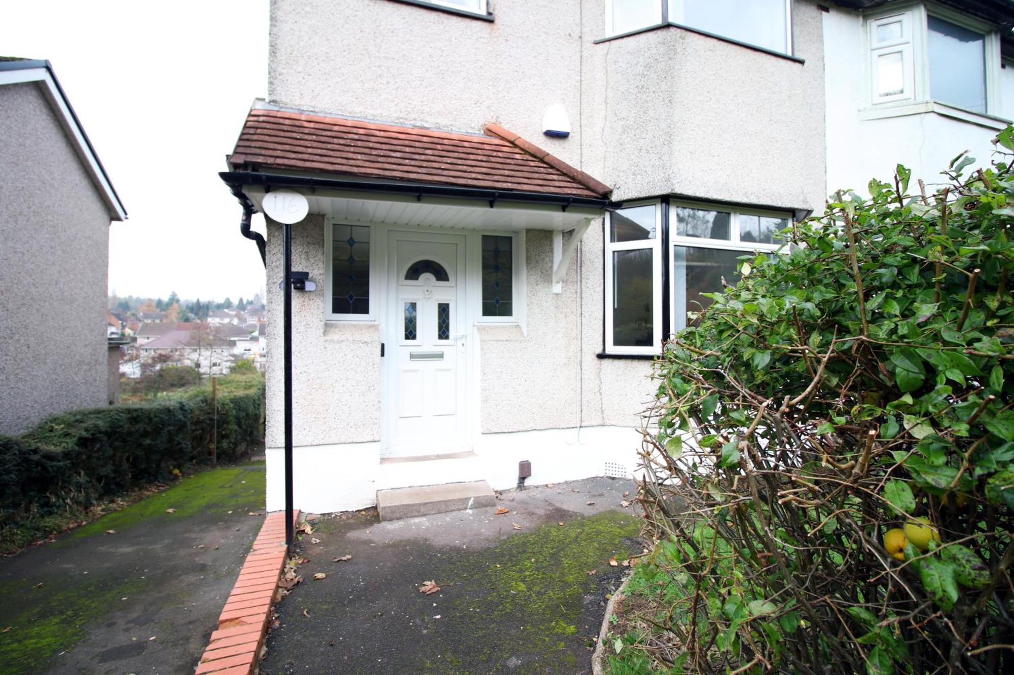 Parkview - Spacious 3 Bed - Parking - Wifi Apartment